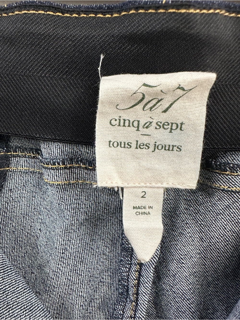Cinq a Sept 5a7 Loren High Rise Front Zip Dark Wash Crop Jeans Pants size 2 - Picture 11 of 13